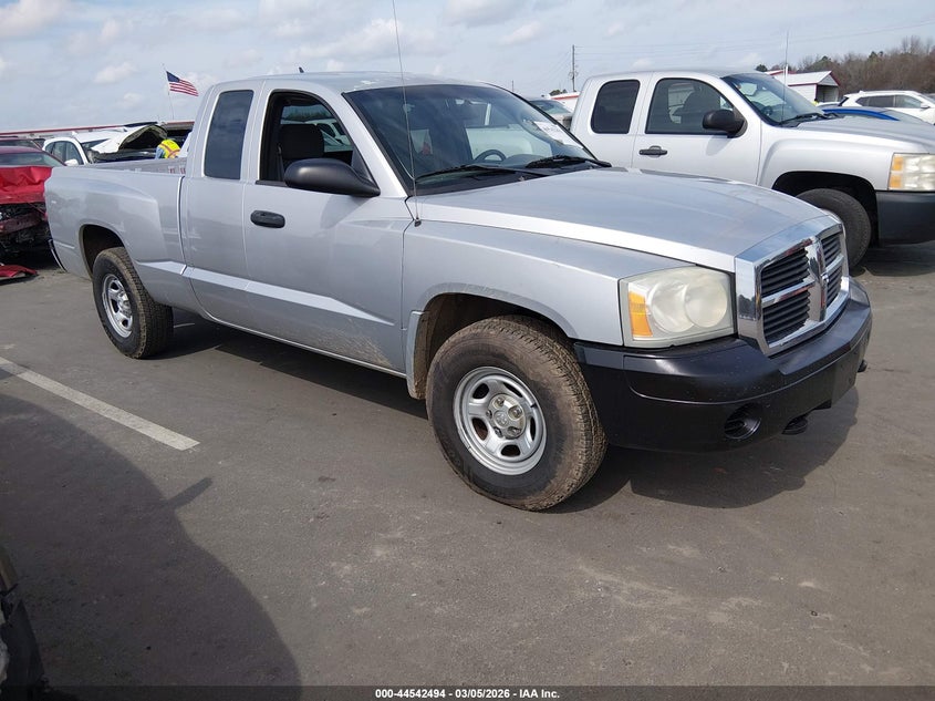 2007 Dodge Dakota St