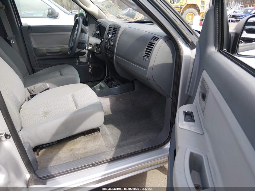 2007 Dodge Dakota St