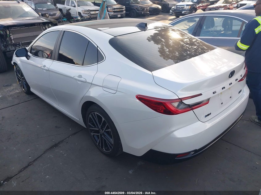 2025 Toyota Camry Xle