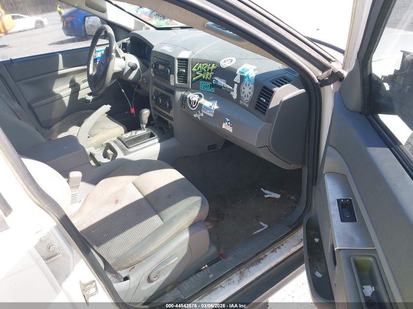 2007 Jeep Grand Cherokee Laredo