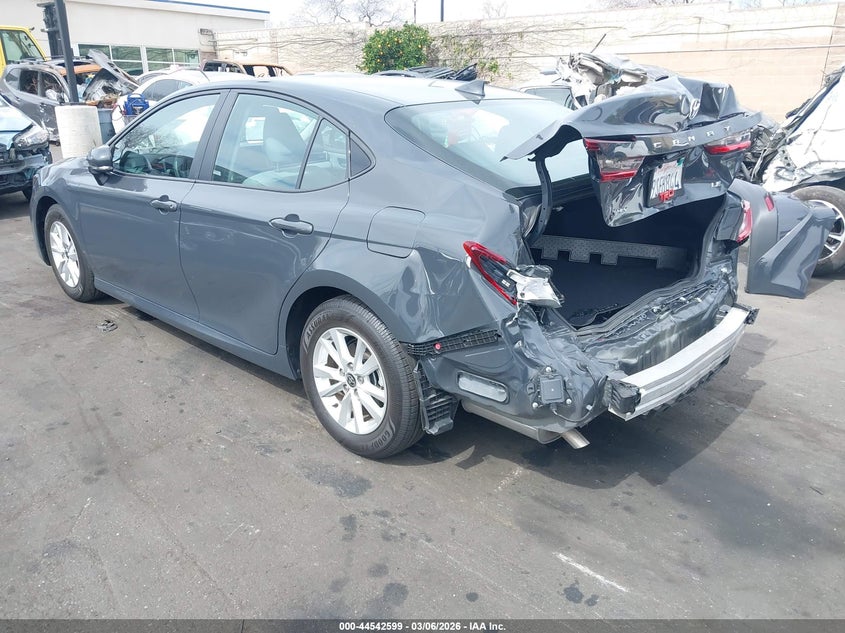 2025 Toyota Camry Le