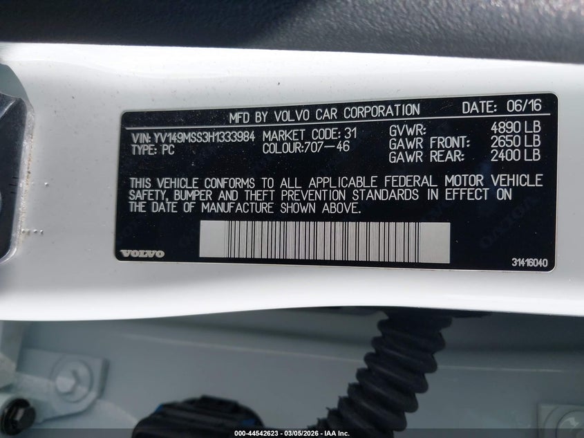 2017 Volvo V60 T6 R-Design Platinum VIN: YV149MSS3H1333984 Lot: 44542623