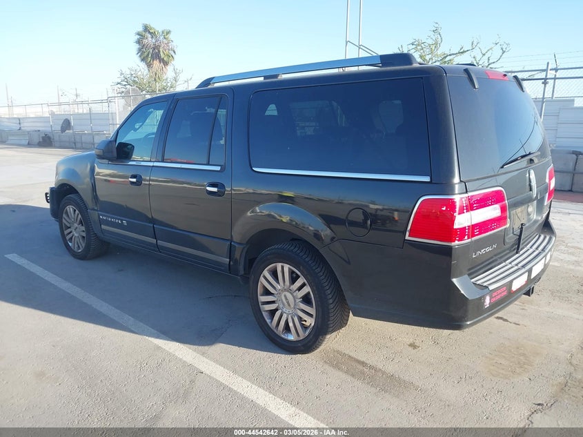 2012 Lincoln Navigator L