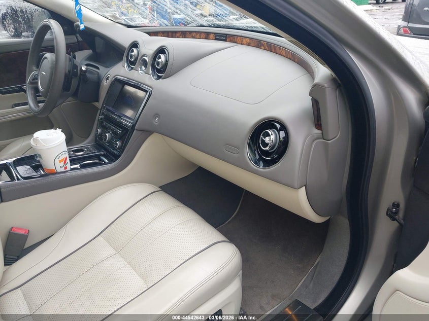 2016 Jaguar Xj Supercharged