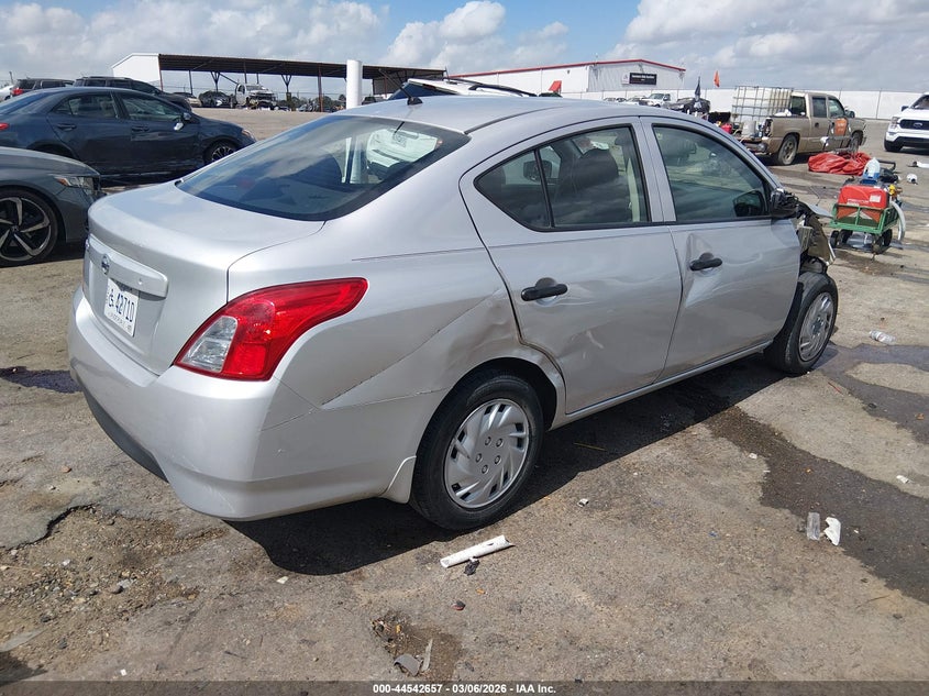 2016 Nissan Versa 1.6 S