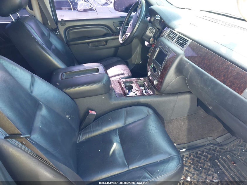 2011 GMC Yukon Xl 1500 Denali