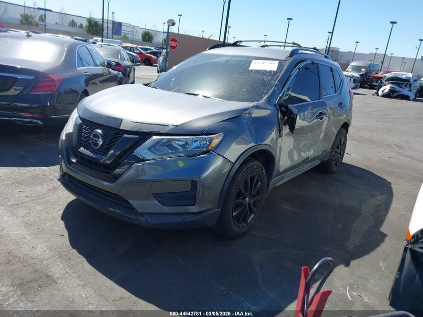 2018 Nissan Rogue Sv