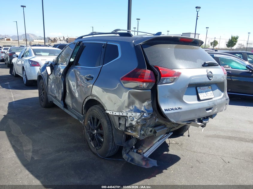 2018 Nissan Rogue Sv