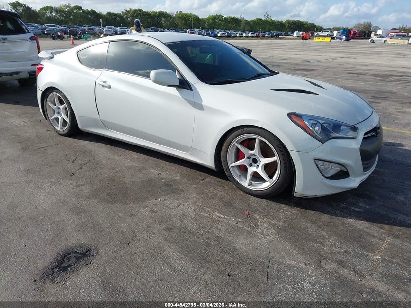 2013 Hyundai Genesis 3.8 R-Spec