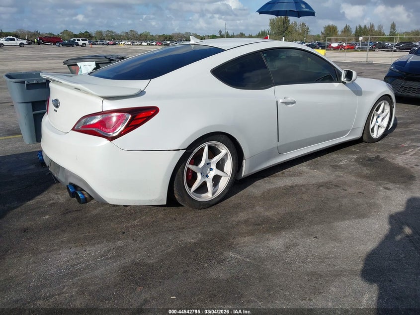 2013 Hyundai Genesis 3.8 R-Spec