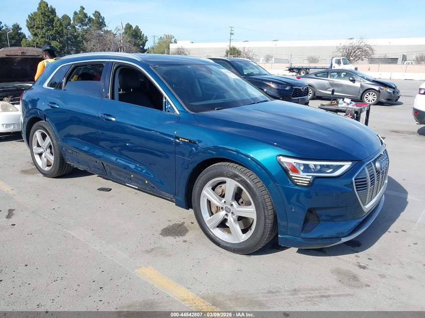 2019 Audi E-Tron Premium Plus