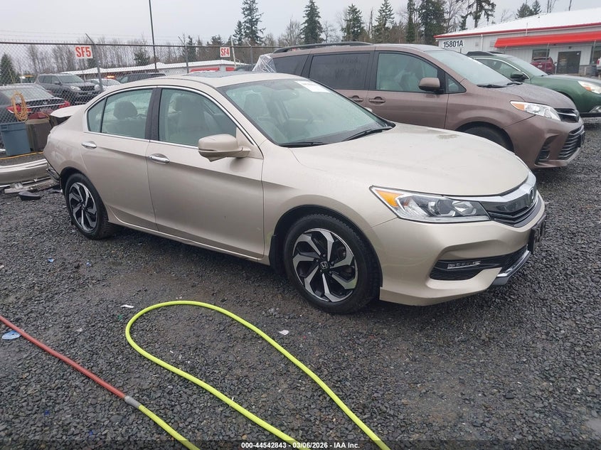 HONDA ACCORD 2016. Lot# 44542843. VIN 1HGCR3F83GA034781. Photo 1