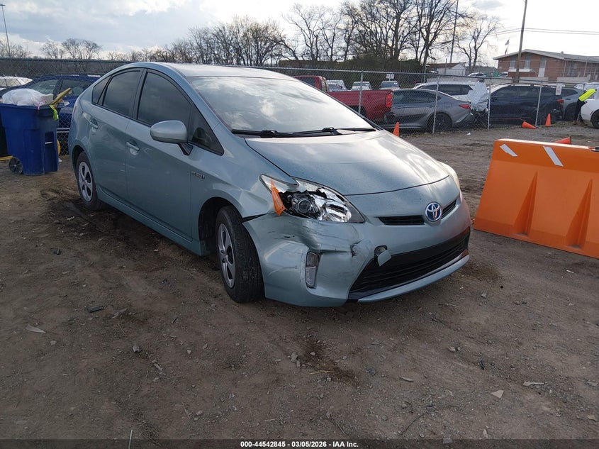 2013 Toyota Prius Three