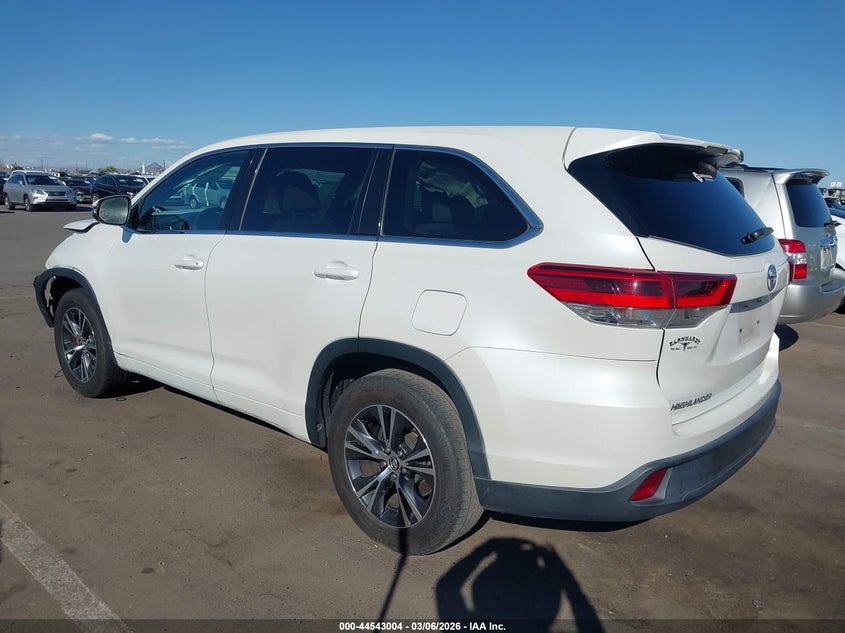 2017 Toyota Highlander Le