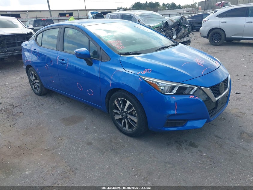 2021 NISSAN VERSA SV XTRONIC CVT