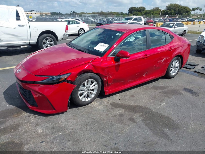 2025 Toyota Camry Le