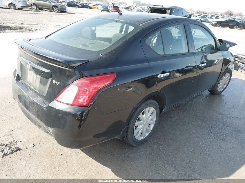 Vin: 3n1cn7ap1jl881494, lot: 45039913, nissan versa 1.6 sv 20184