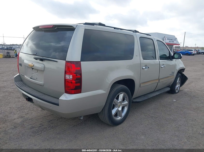2013 Chevrolet Suburban 1500 Lt