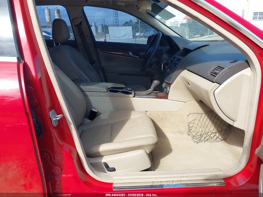 2011 Mercedes-Benz C 300 Sport