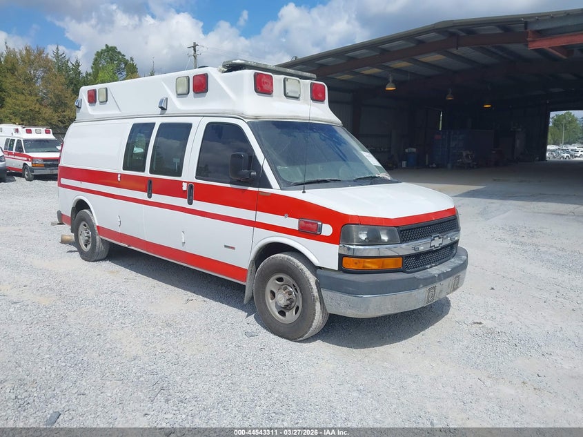 2015 Chevrolet Express 3500 Diesel