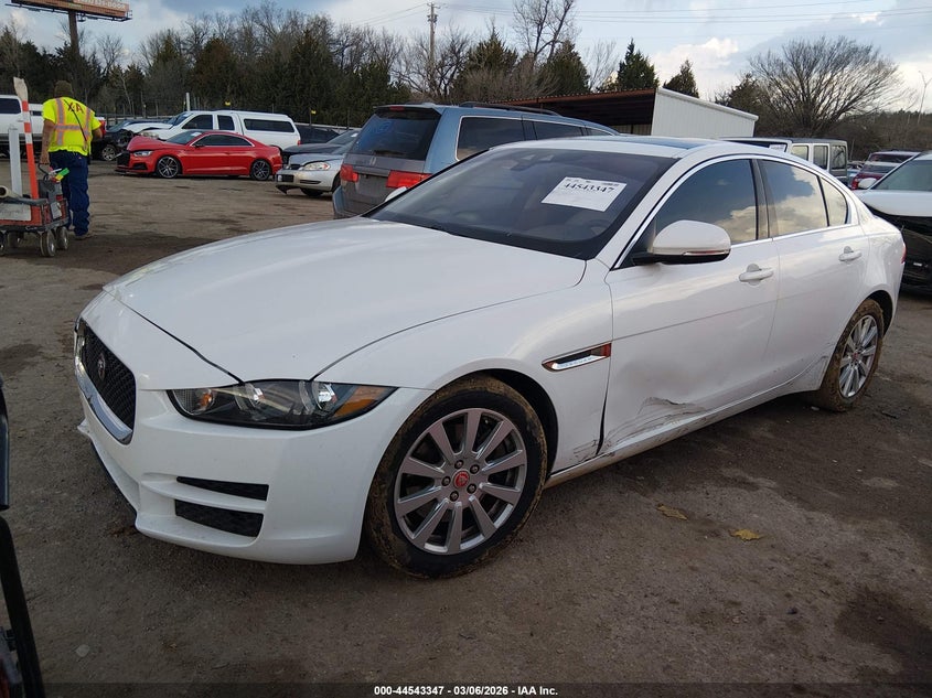 Vin: sajar4fx9kcp47542, lot: 45040170, jaguar xe 25t 20192
