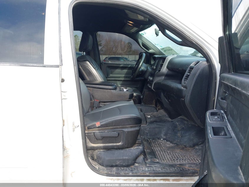 2022 Ram 2500 Tradesman 4X4 8' Box