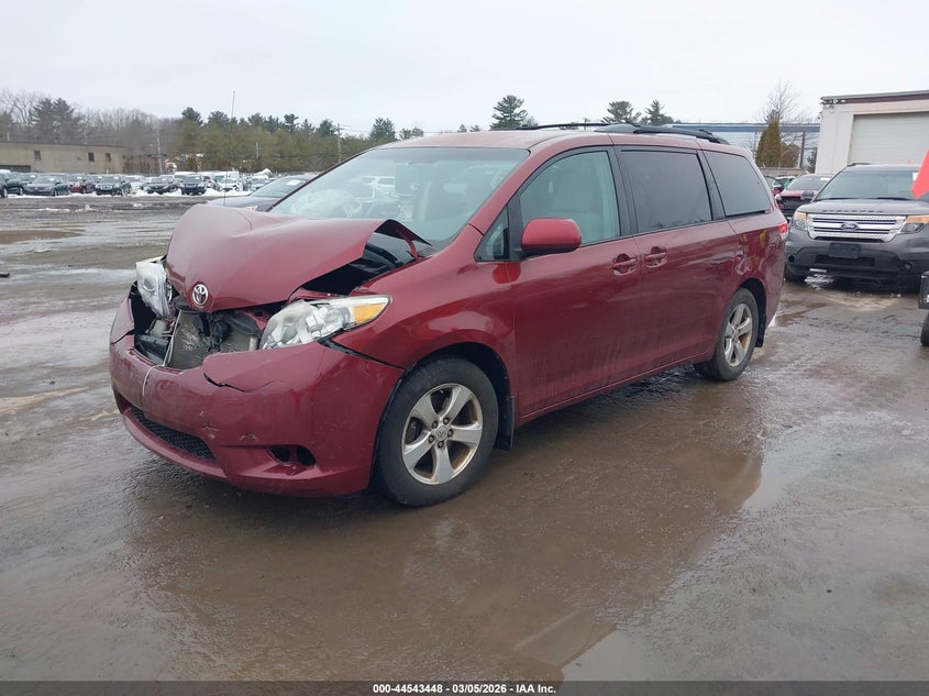 2011 Toyota Sienna Le V6