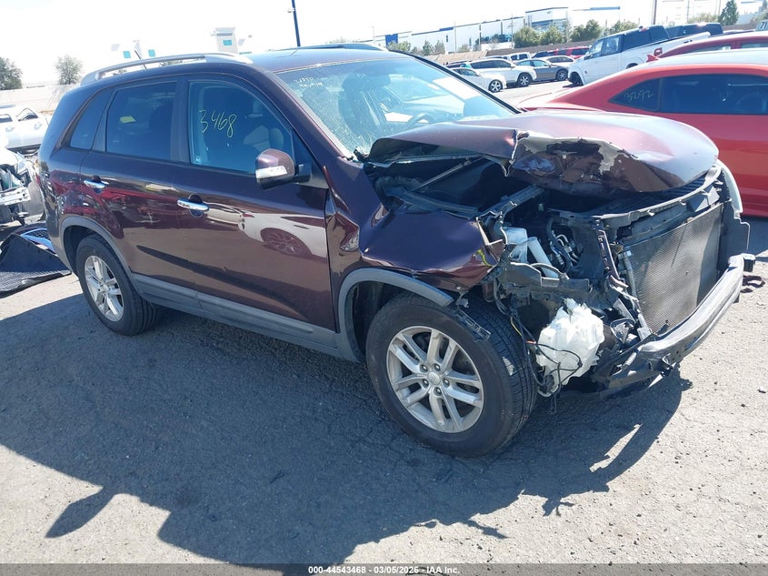 2015 KIA SORENTO LX