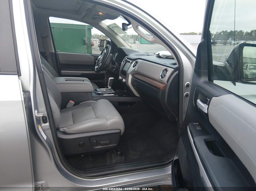 2018 Toyota Tundra Limited 5.7L V8