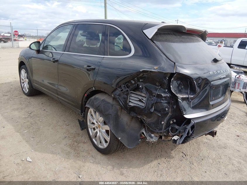 2014 Porsche Cayenne Platinum Edition