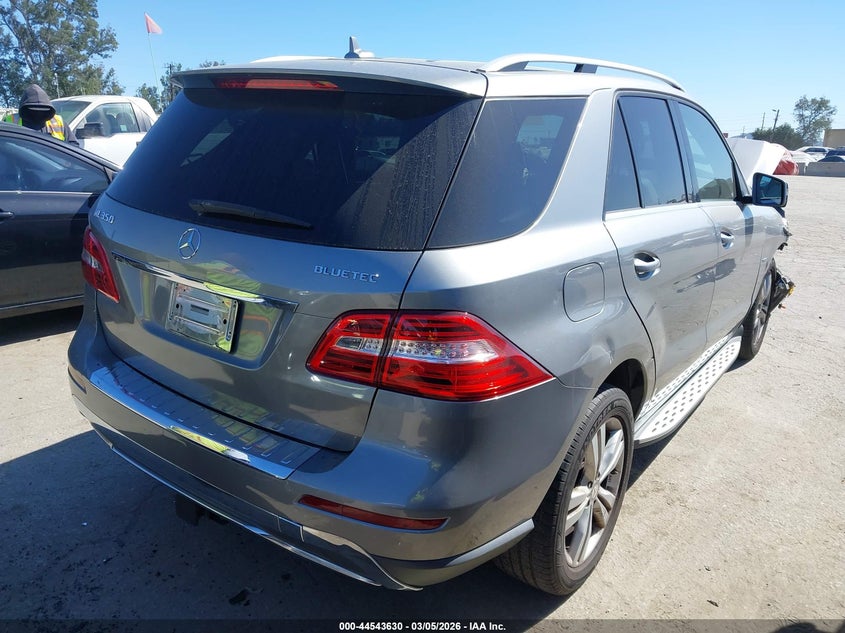 2016 Mercedes-Benz Metris