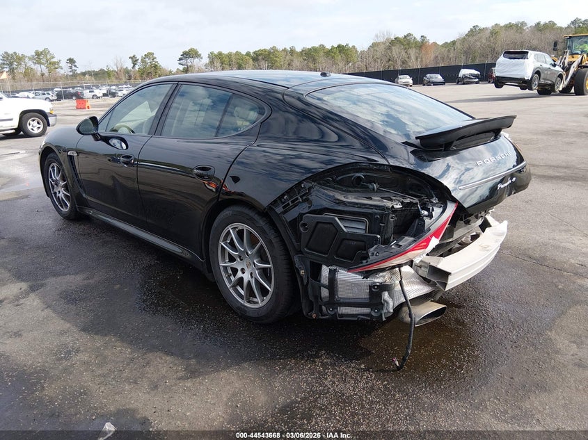 2011 Porsche Panamera 4
