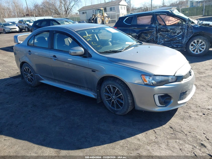 2017 Mitsubishi Lancer Es