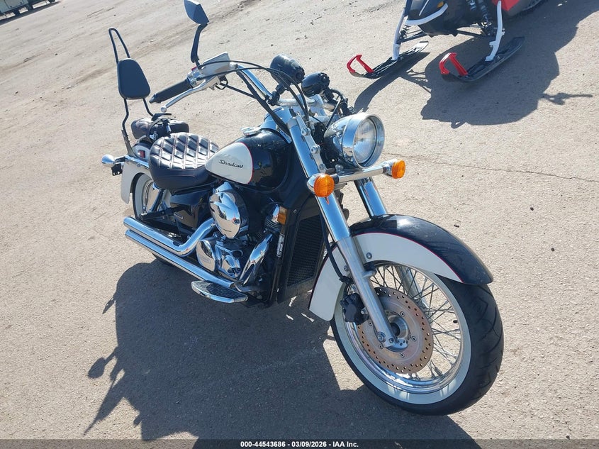 JH2RC50438M400757 HONDA VT750 Photo 1