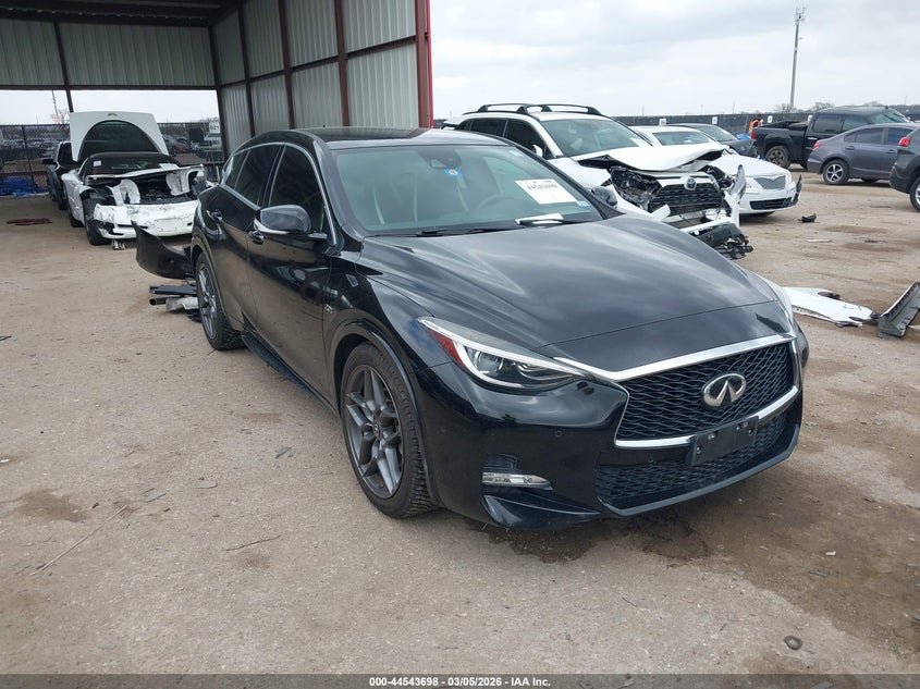 2017 Infiniti Qx30 Sport