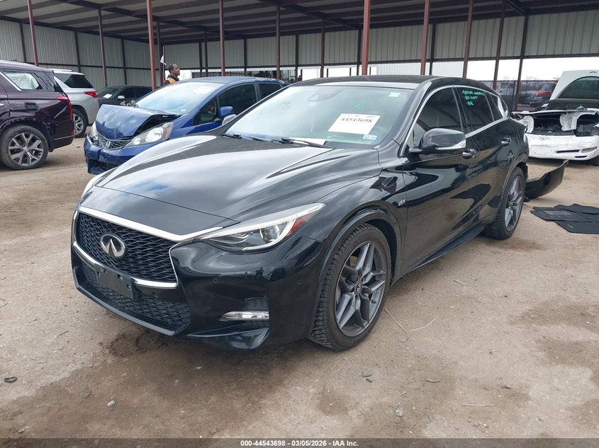 2017 Infiniti Qx30 Sport