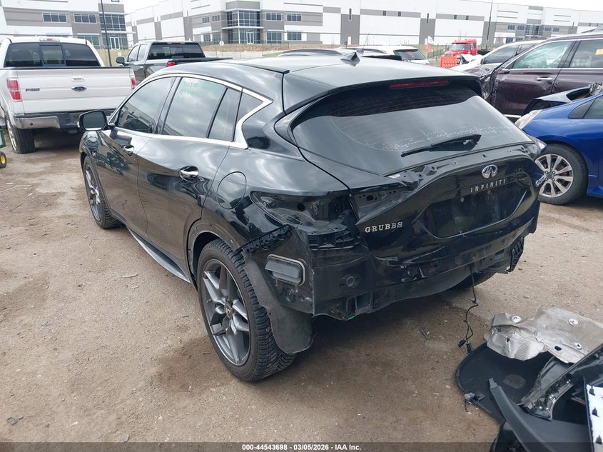 2017 Infiniti Qx30 Sport