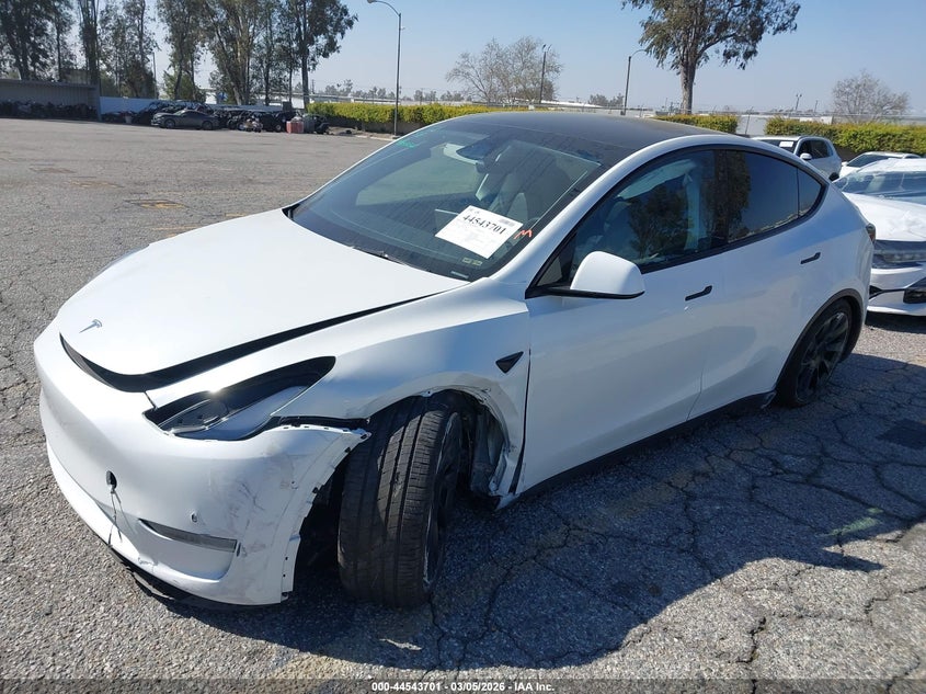 2024 Tesla Model Y Long Range Dual Motor All-Wheel Drive