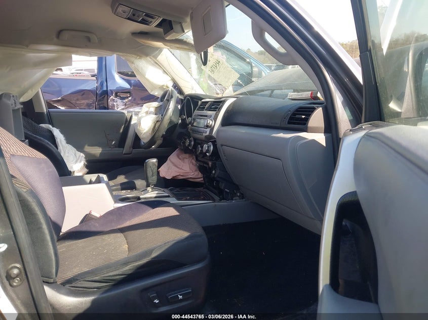 2011 Toyota 4Runner Sr5 V6