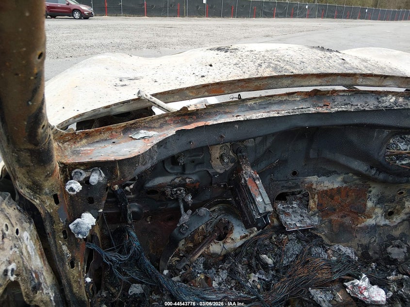 2011 Mini Cooper Clubman VIN: WMWZF3C5XBTY00334 Lot: 44543776