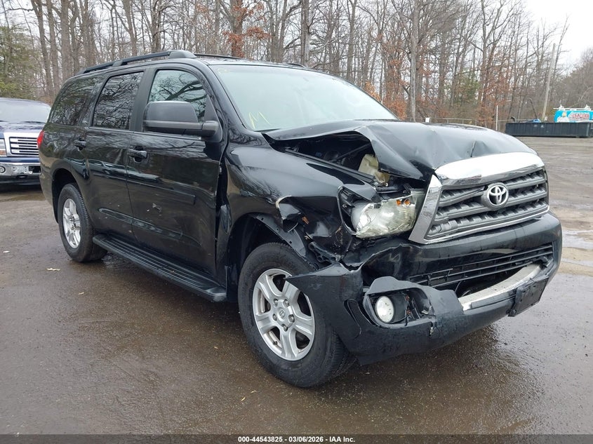 2013 TOYOTA SEQUOIA SR5 5.7L V8