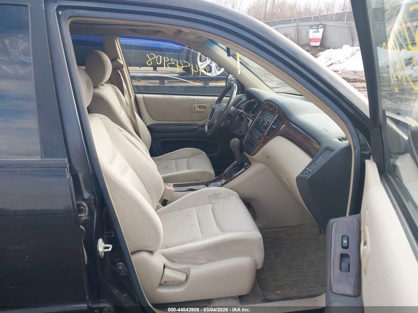 2003 TOYOTA HIGHLANDER auction photo 5