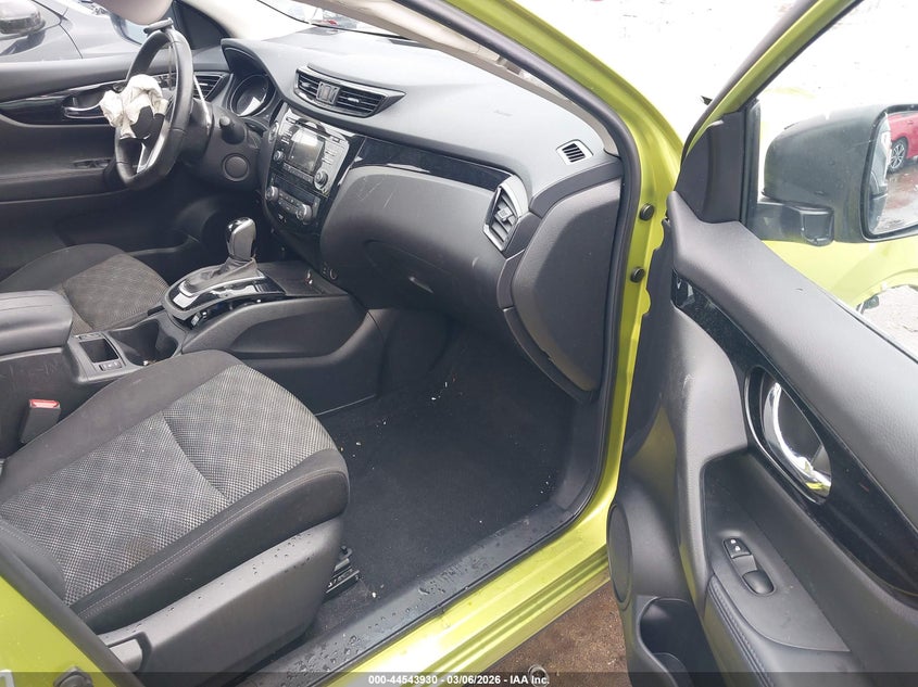 2017 Nissan Rogue Sport Sv