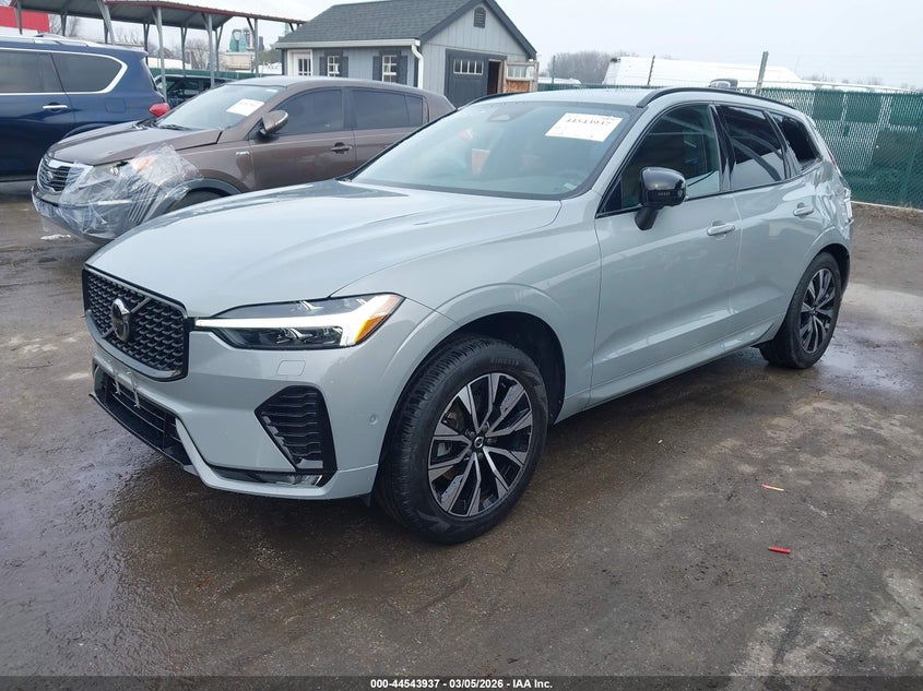 2024 Volvo Xc60 B5 Plus Dark Theme