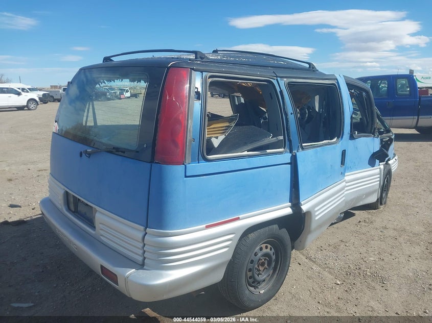 1990 PONTIAC TRANS SPORT auction photo 4