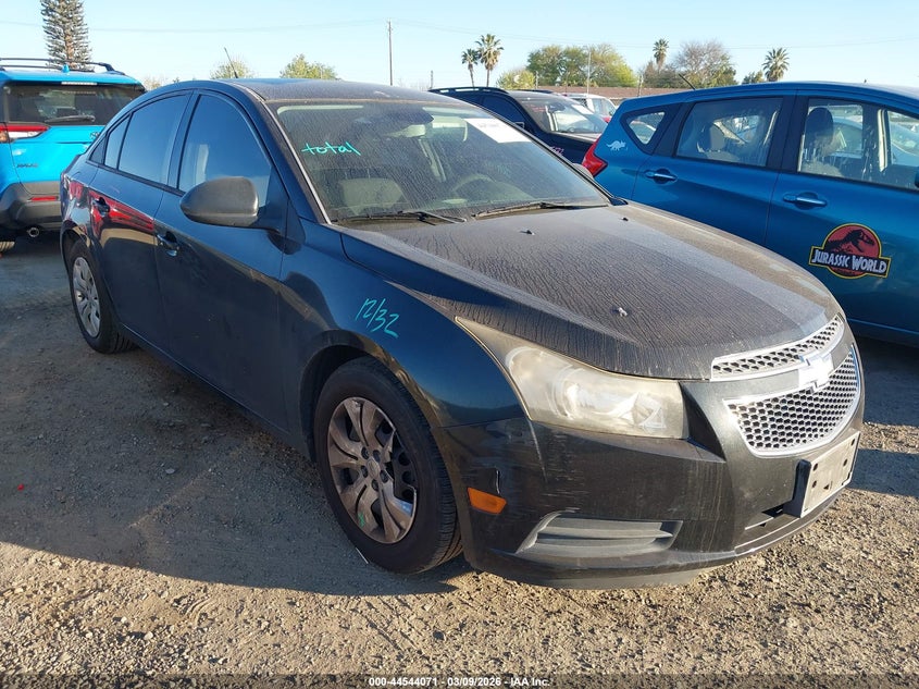 2013 Chevrolet Cruze Ls Auto