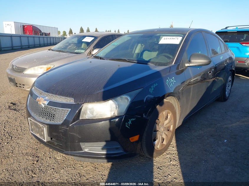2013 Chevrolet Cruze Ls Auto