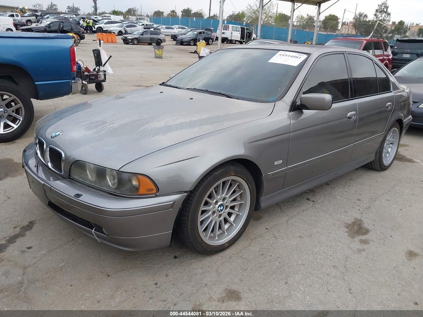 2002 BMW 540I