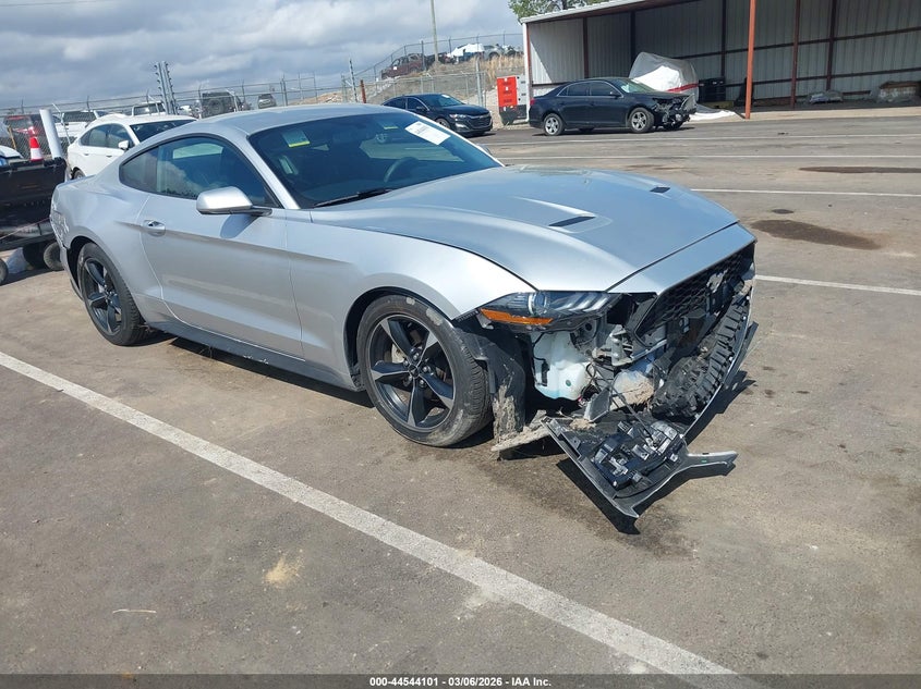 1FA6P8TH6J5118618 FORD MUSTANG Photo 1