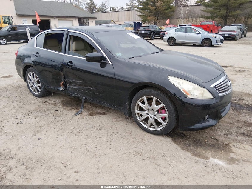 2011 INFINITI G37X